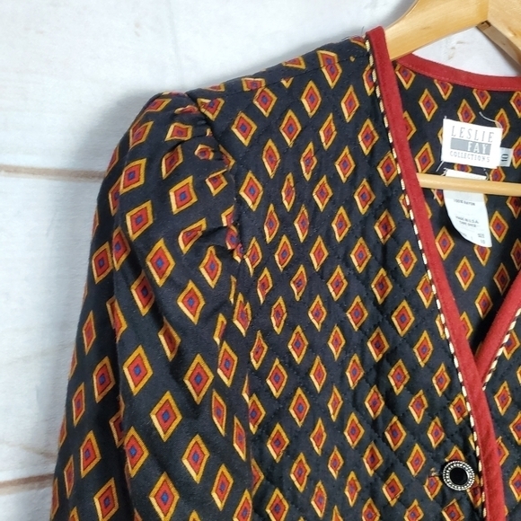 Leslie Fay Vintage 90s Quilted Geometric Black Red Career Blazer Size 10 - Picture 6 of 10